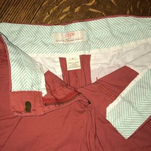 J. Crew chino Nantucket red 3” size 6